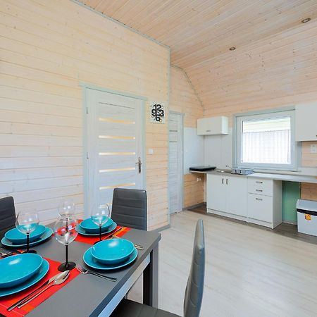 Domki Malibu Rusinowo  Exterior foto